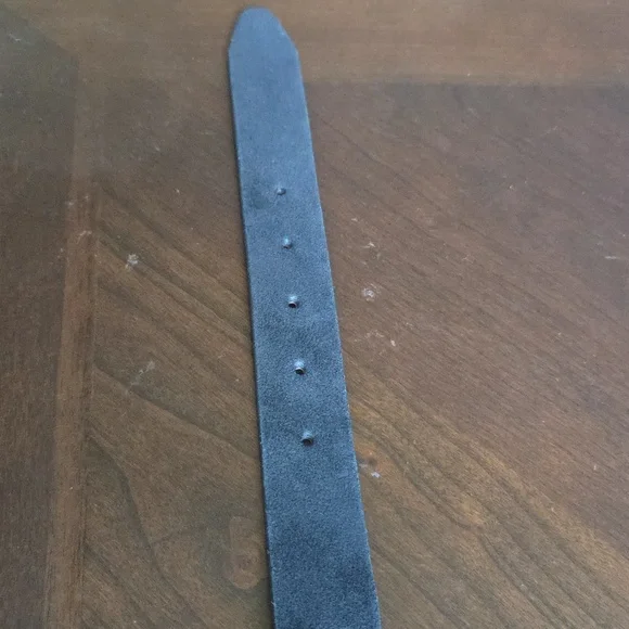 Beautiful Black Leather Belt w Gold Hardware By Rag & Bone. Great Condition! M - Picture 9 of 10